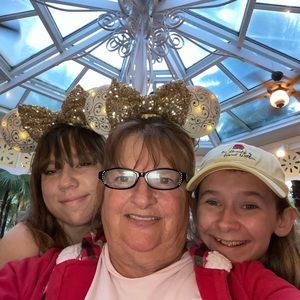 Meet your Posher, Judith